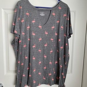 Lane Bryant. Size 22/24. Pink Flamingo Grey Tee. (Tub A)